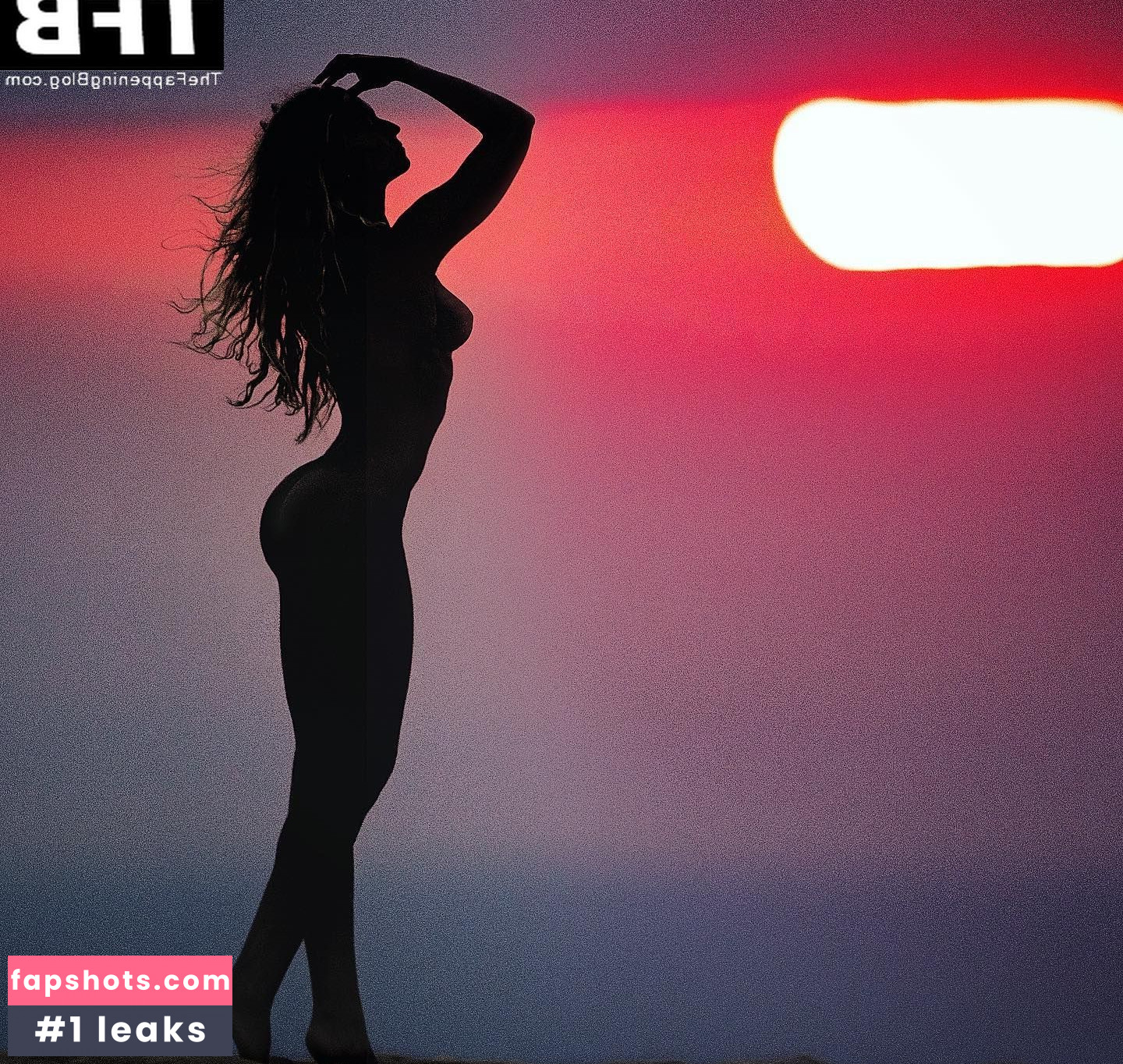 Lauriane Lamperim gallery photo #41