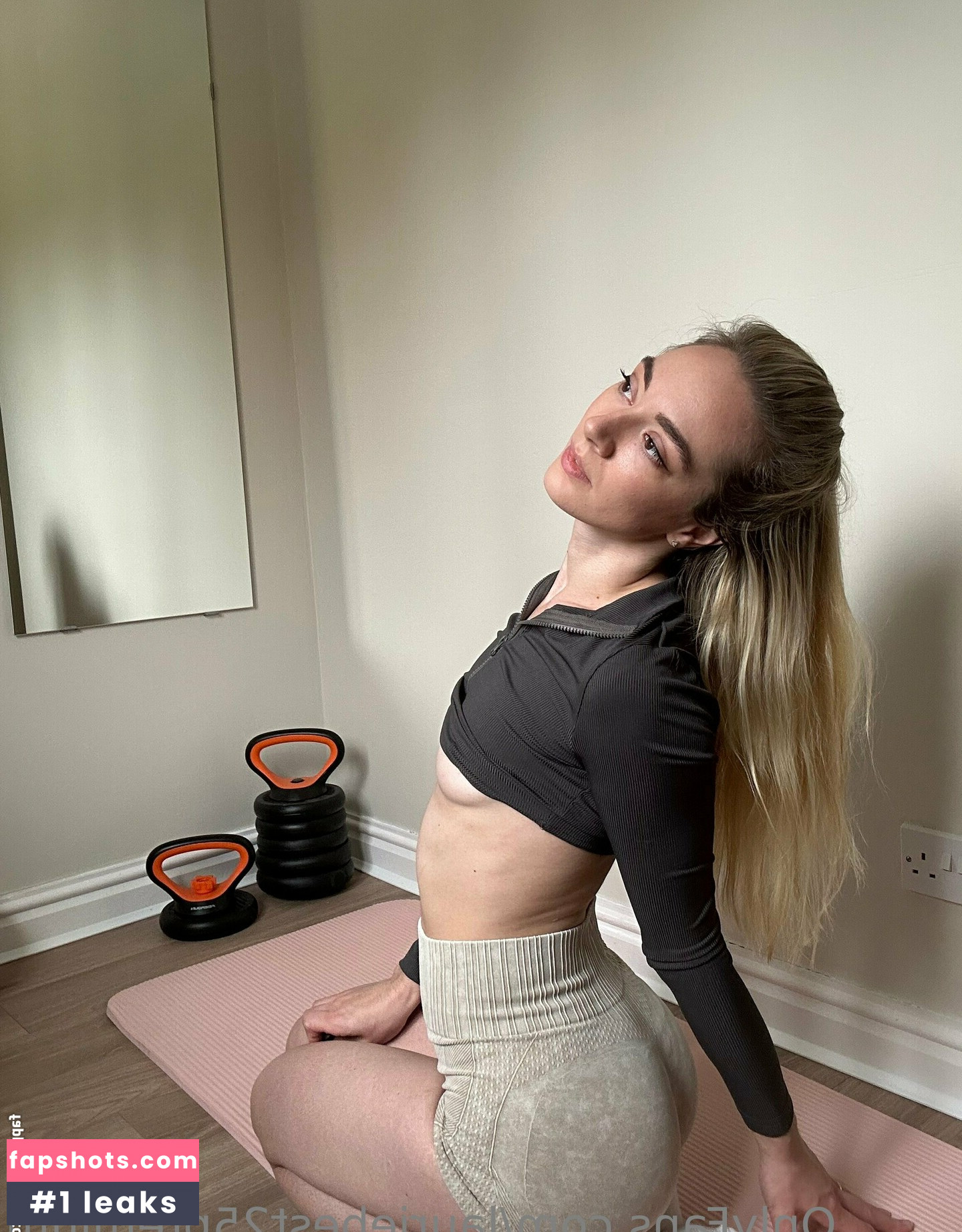 lauriebest gallery photo #20