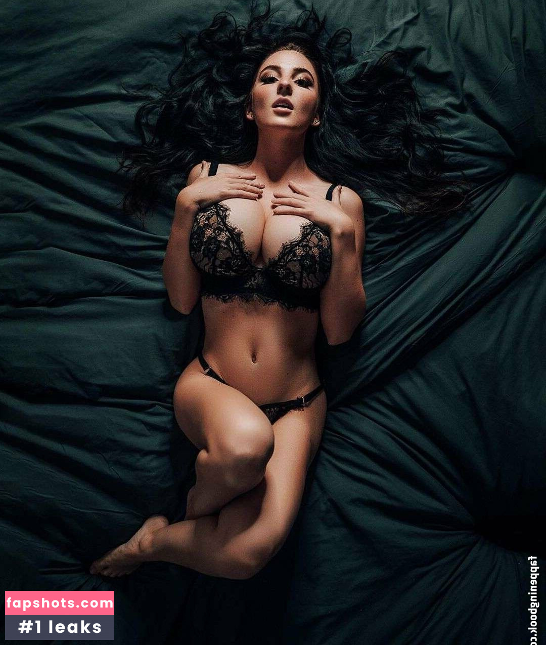 Laurine gallery photo #79