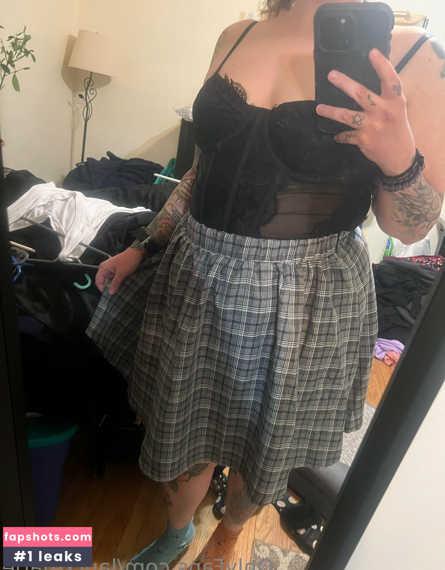 laurxmarie gallery photo #3