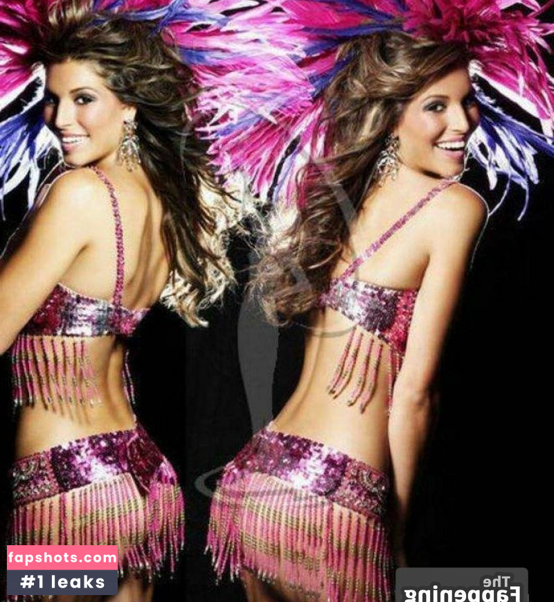 Laury Thilleman gallery photo #25