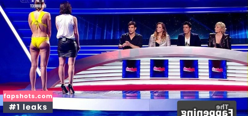 Laury Thilleman gallery photo #7