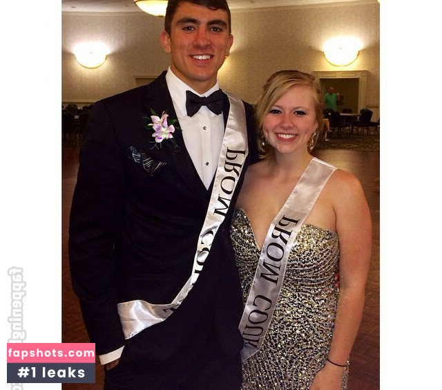 Lauryn Walker gallery photo #2