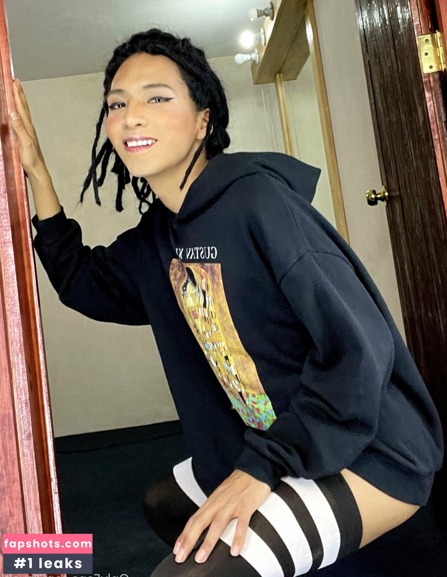 Lavaltl gallery photo #48