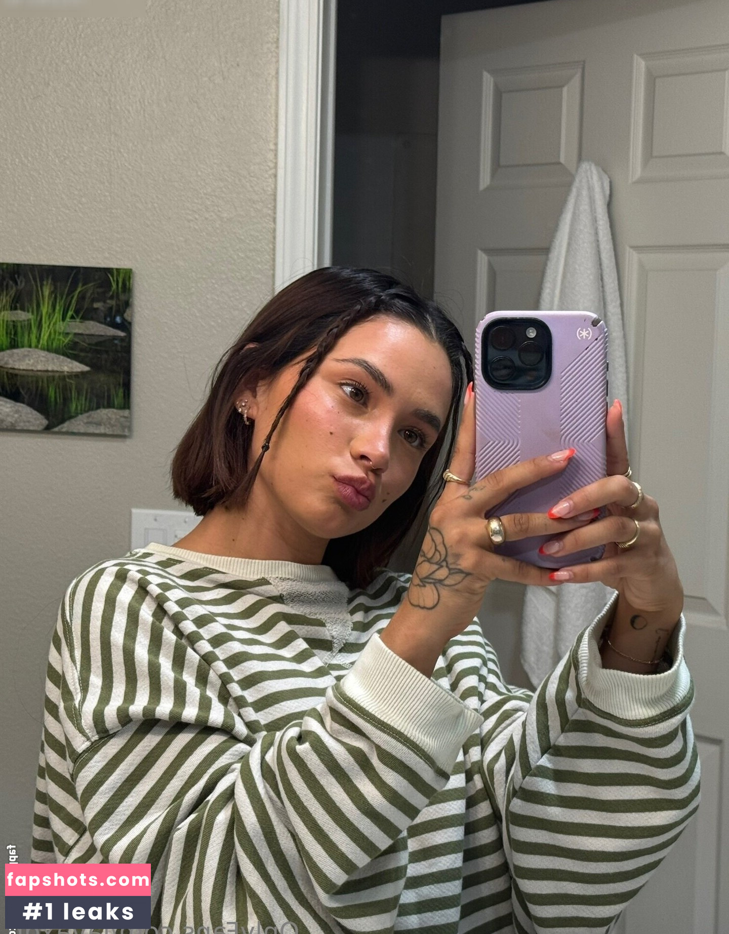 Lavaxgrll gallery photo #16