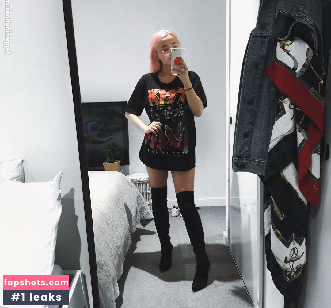 Lavender Baj gallery photo #37