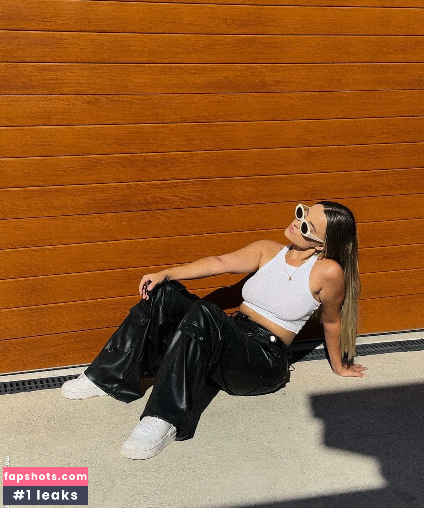 Lavender Baj gallery photo #8