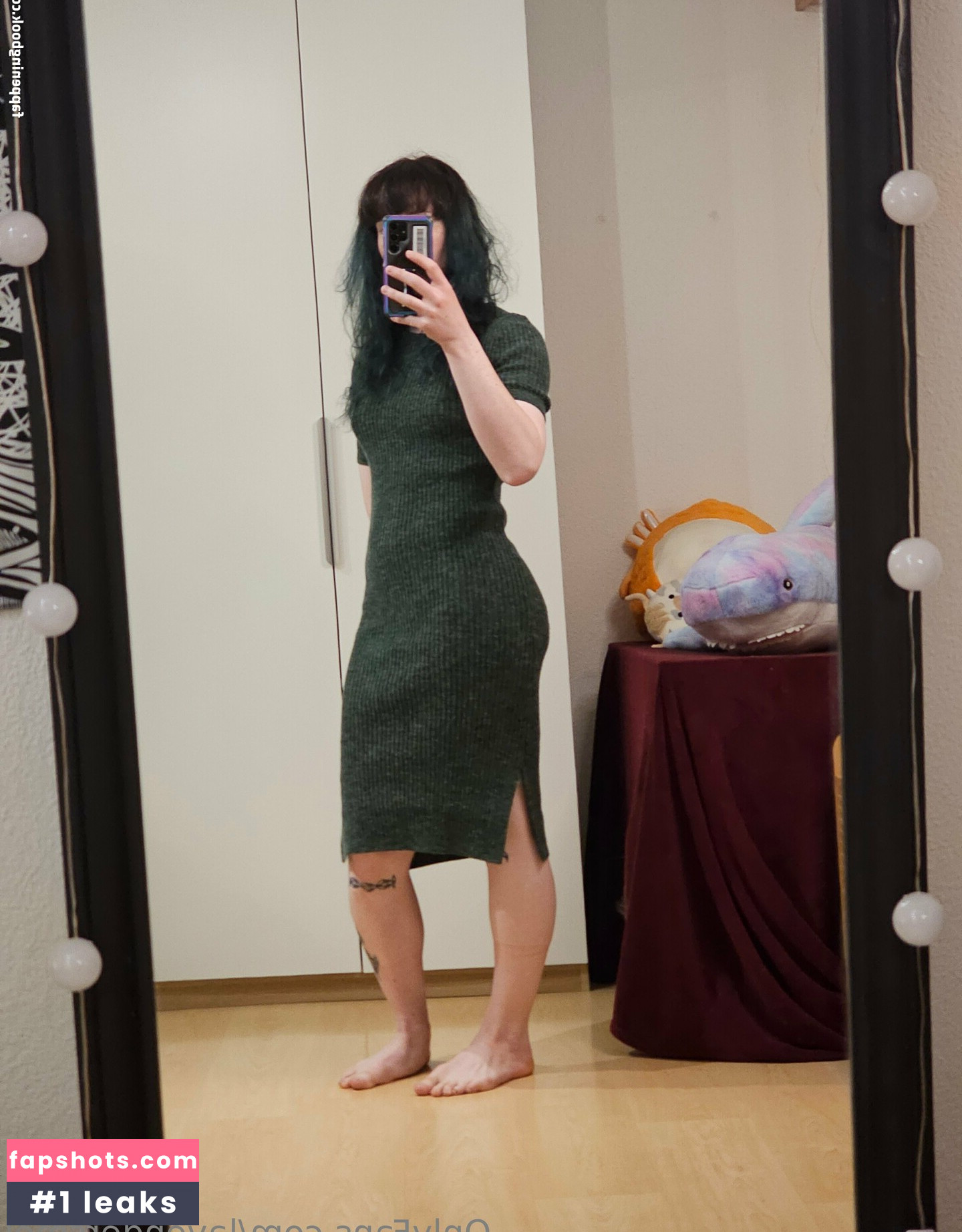 Lavendersmol gallery photo #3