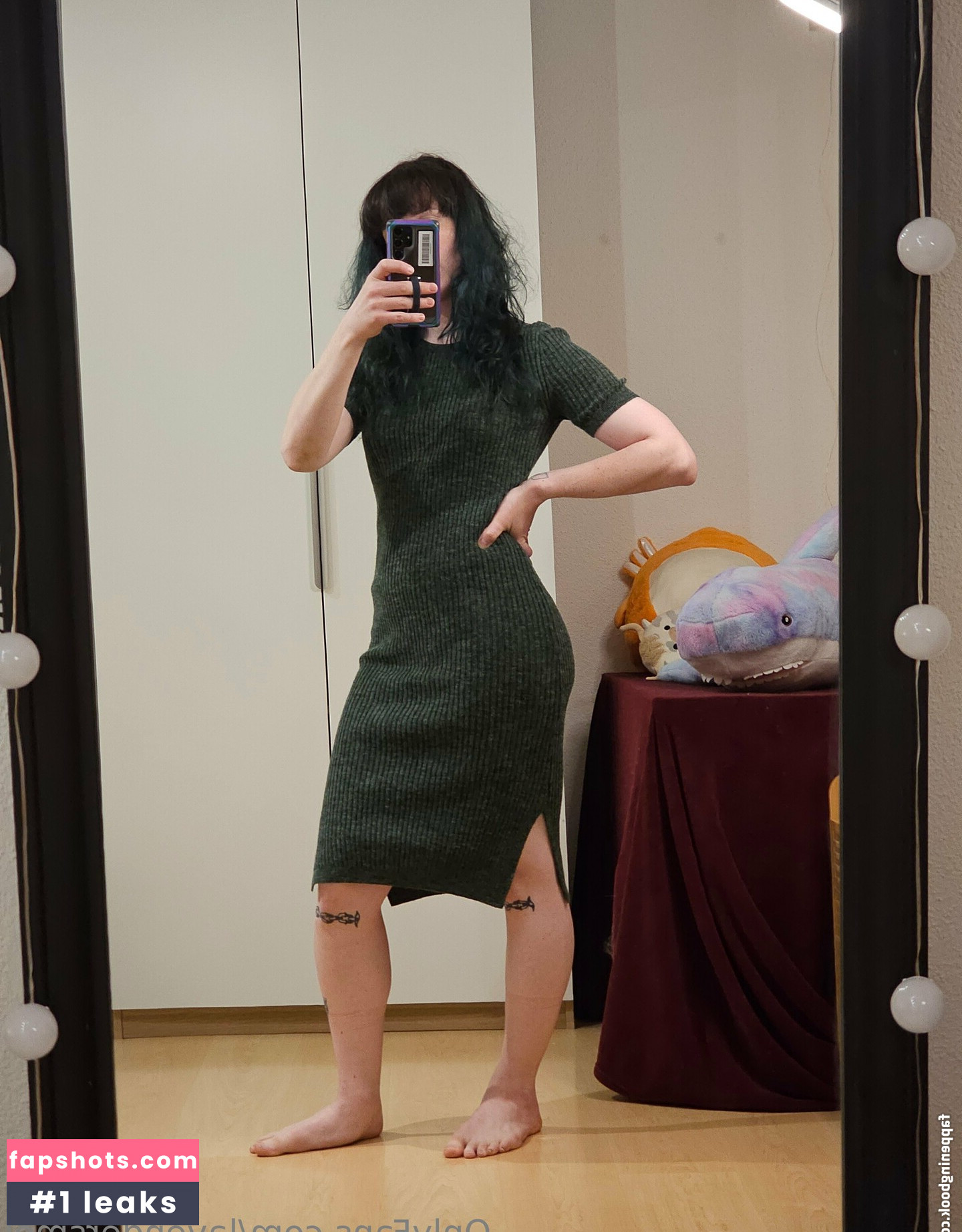 Lavendersmol gallery photo #8