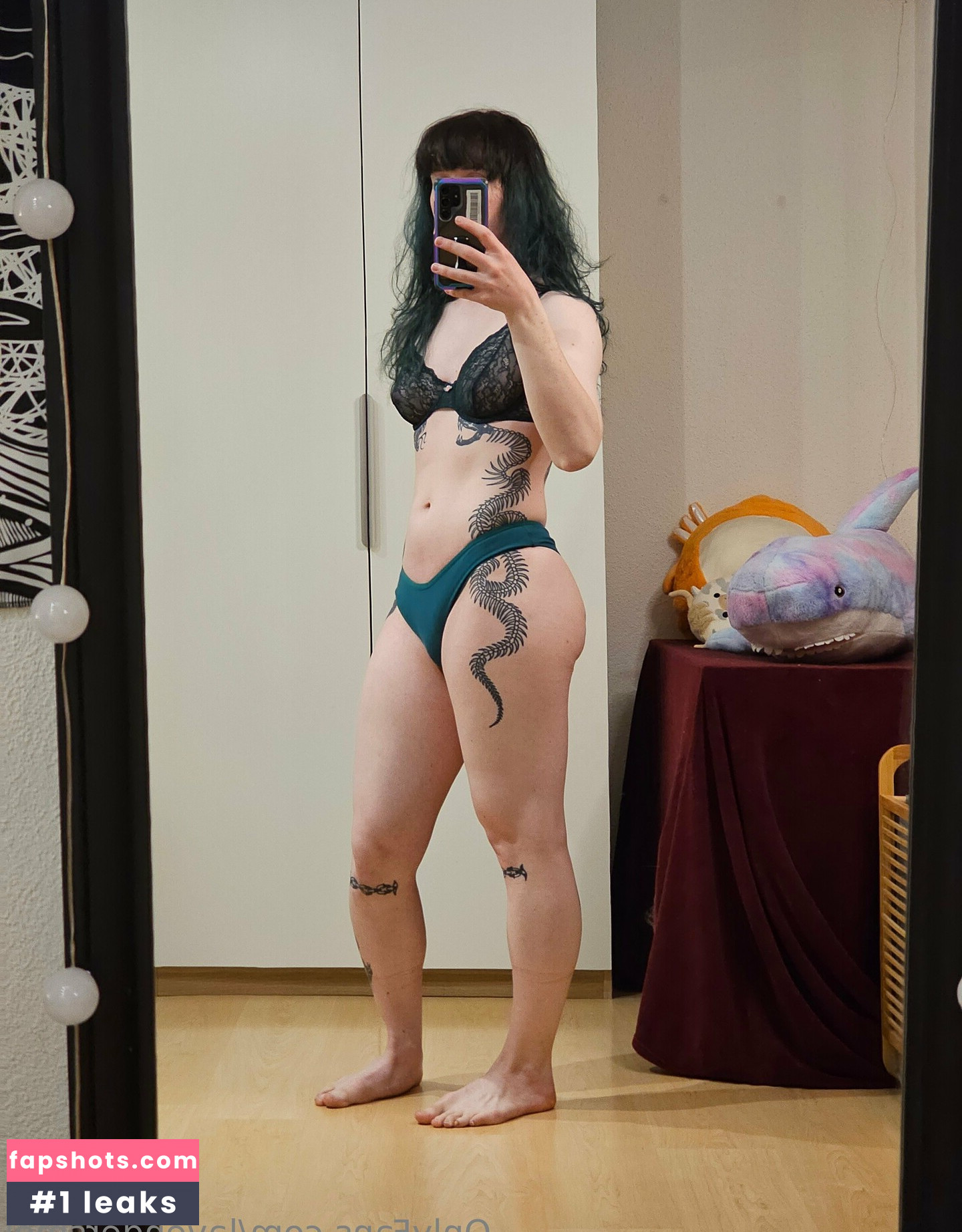 Lavendersmol gallery photo #9