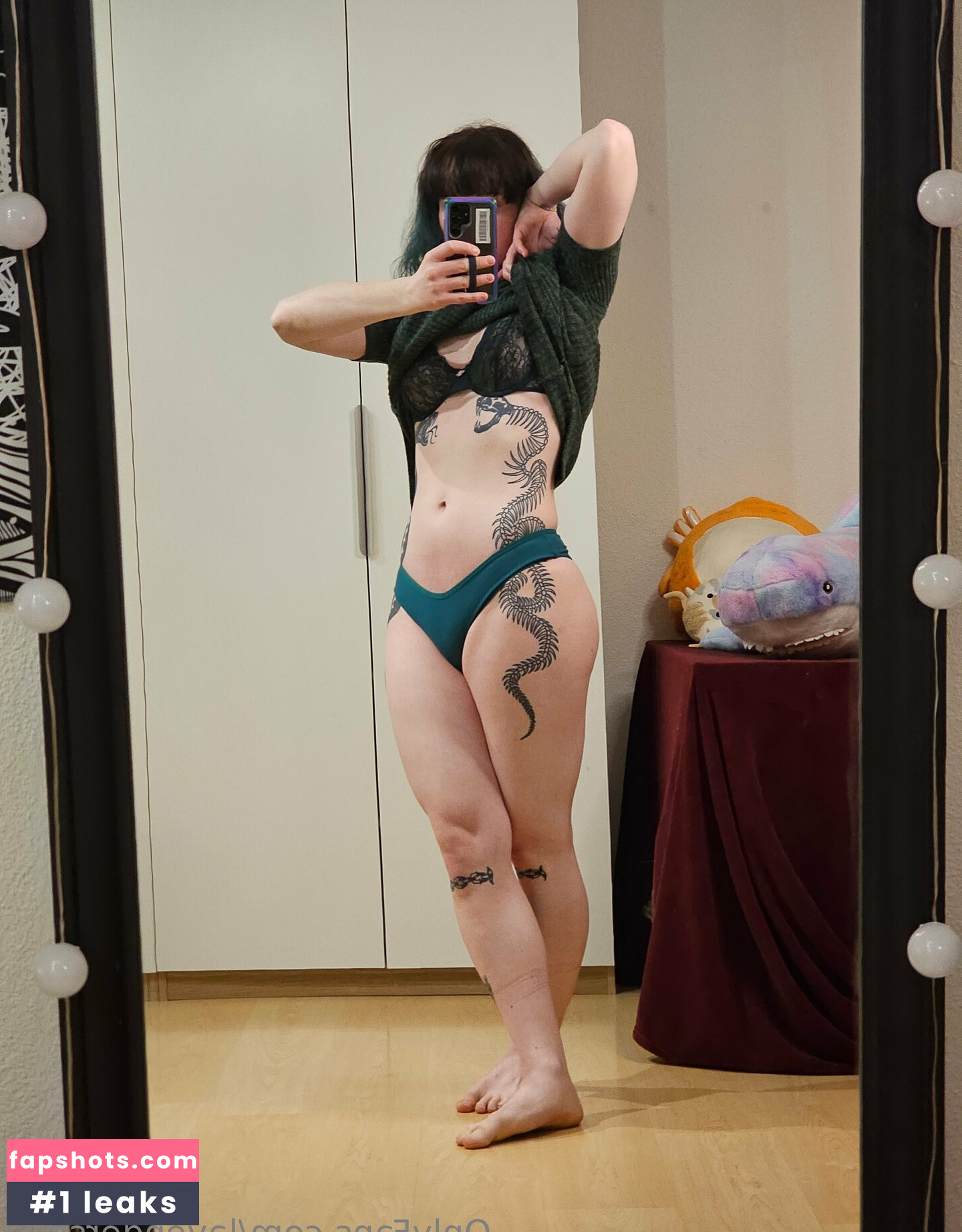 Lavendersmol gallery photo #10