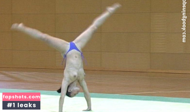 Lavinia Milosovici gallery photo #5