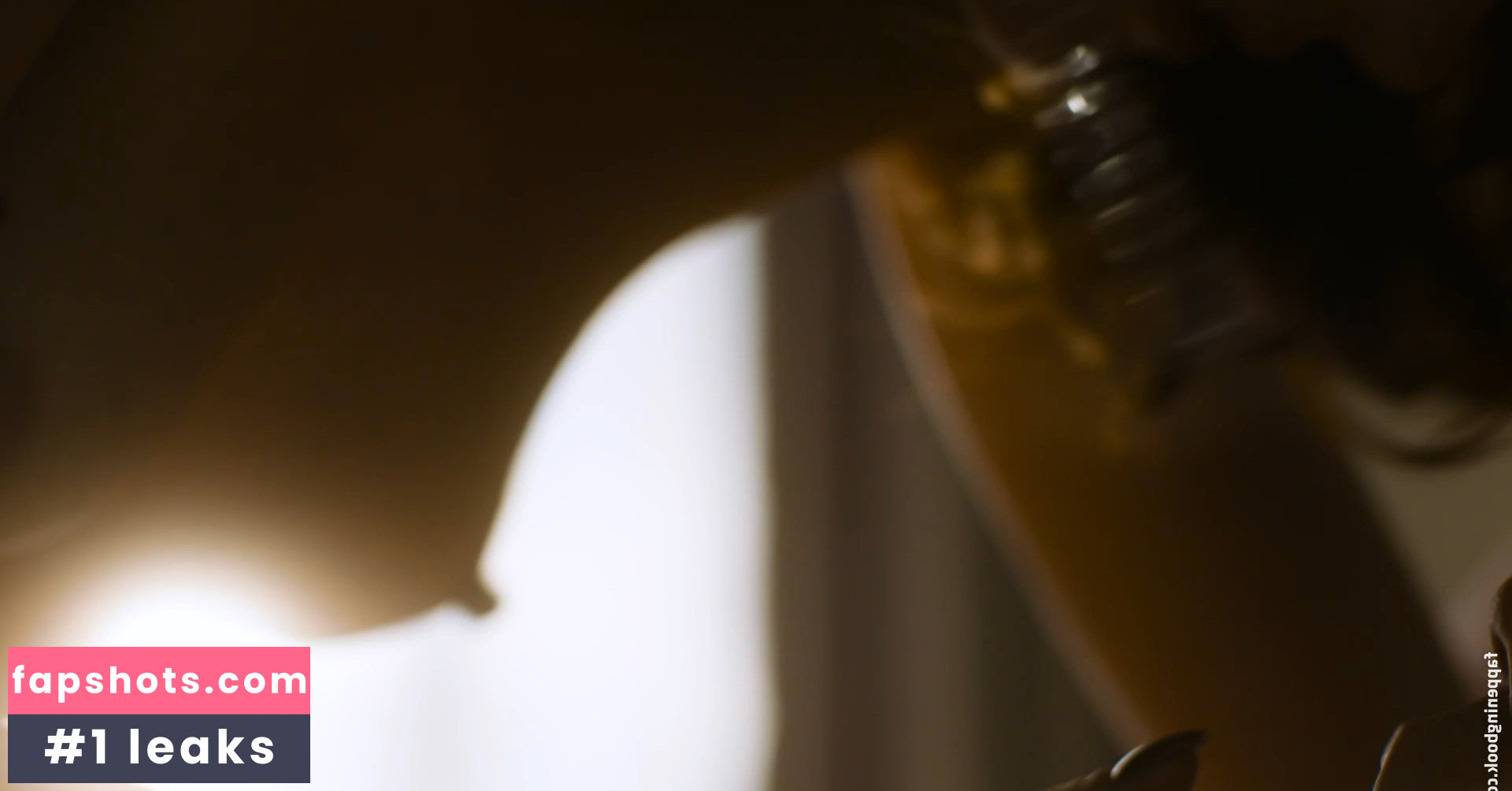 Lavinia Wilson gallery photo #2