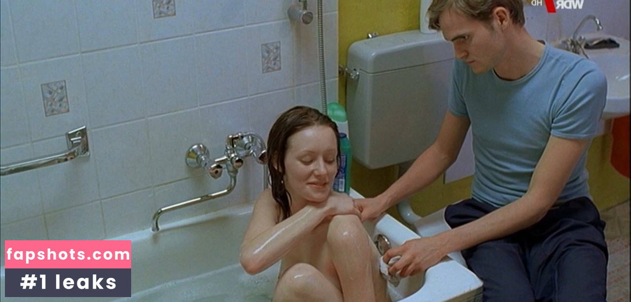 Lavinia Wilson gallery photo #13