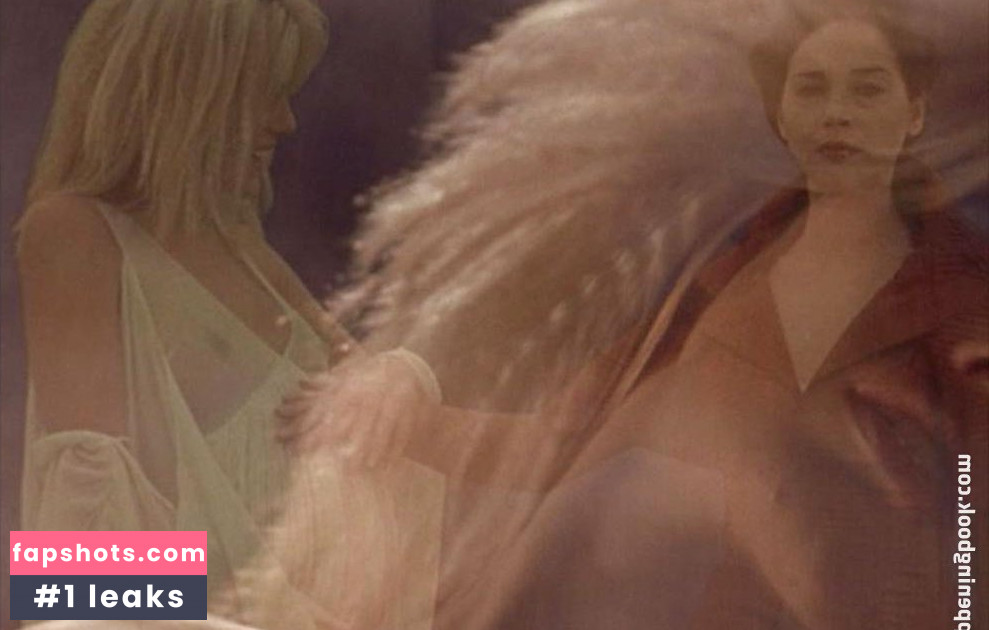 Layla Roberts Nude Leaks OnlyFans Photos #10 - LeakJerk