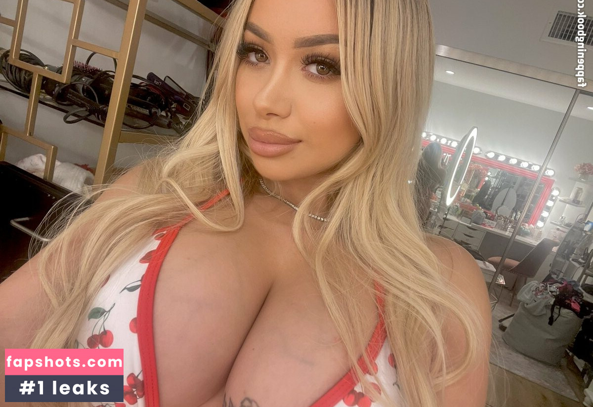 LaylaMonetttt gallery photo #5