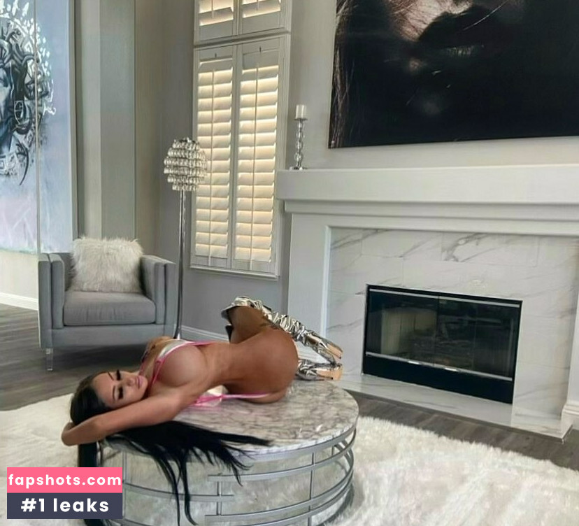 Laylawhite nude babe gallery