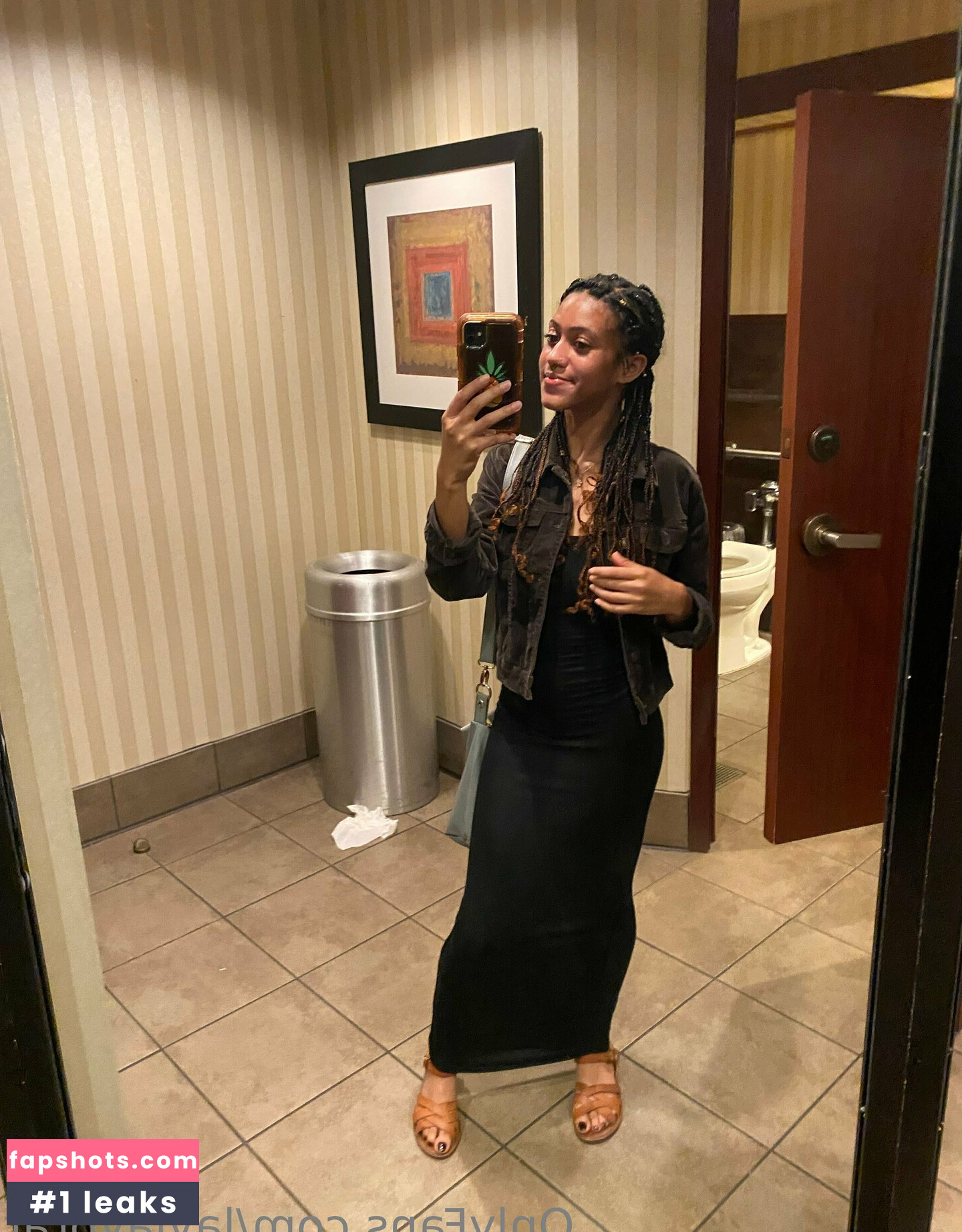 laylaybrat gallery photo #5