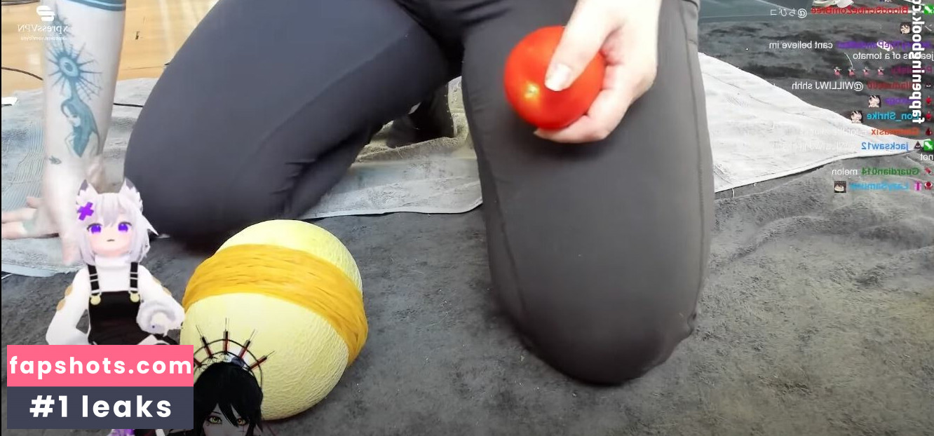 Layna Lazar gallery photo #112