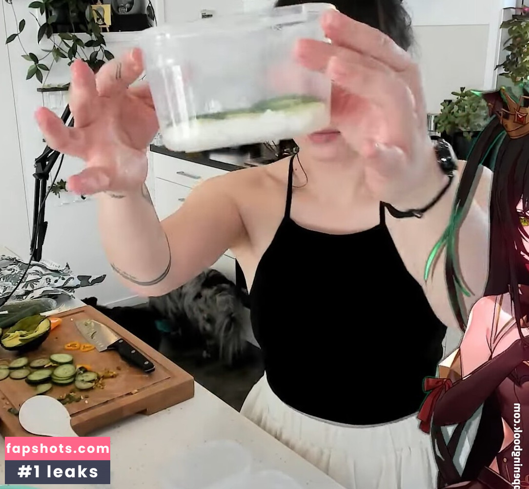 Layna Lazar gallery photo #73