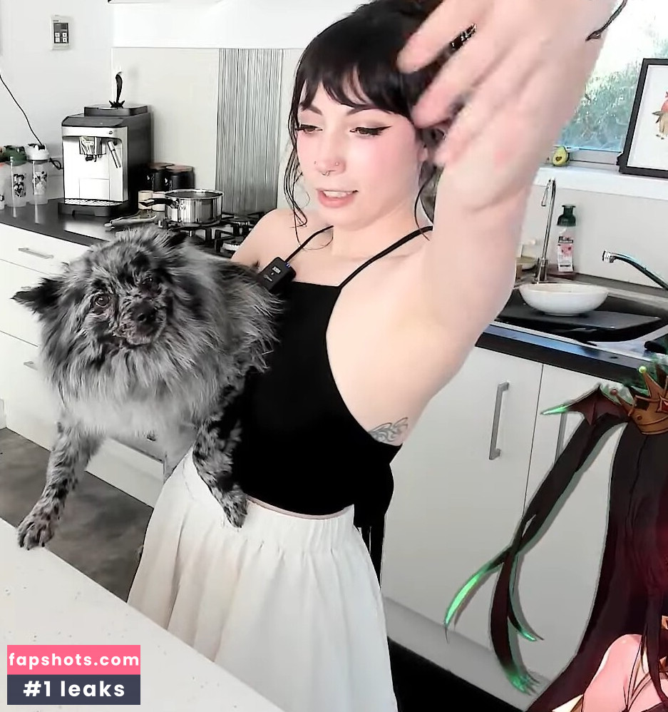 Layna Lazar gallery photo #85