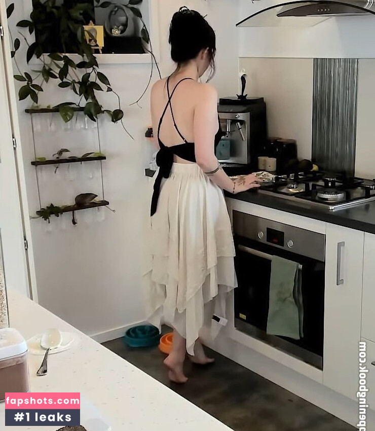 Layna Lazar gallery photo #99