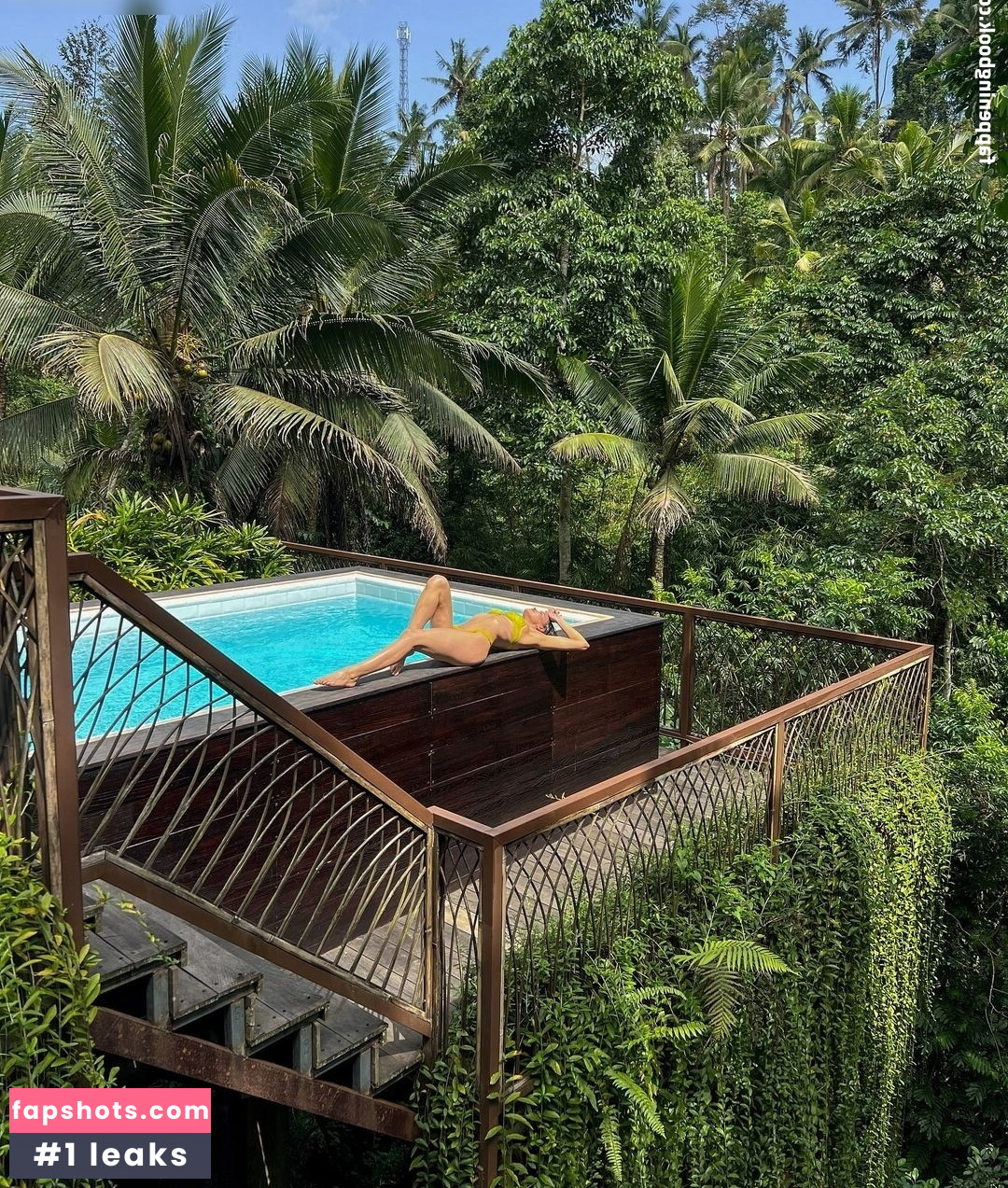 Lea Elui Nude Leaks OnlyFans Photos #113 - LeakJerk