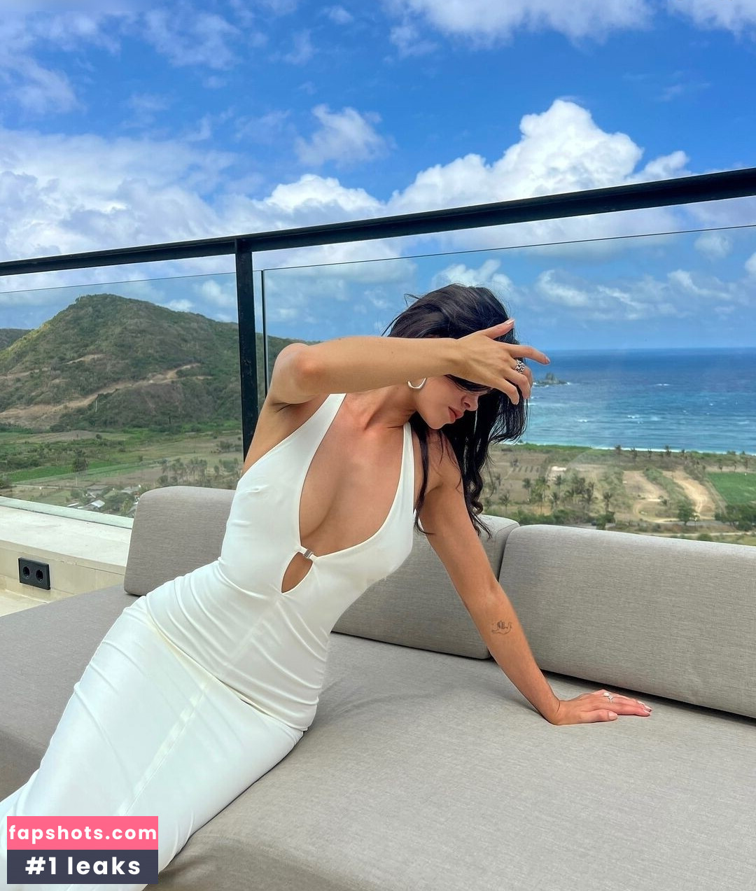 Lea Elui Nude Leaks OnlyFans Photos #136 - LeakJerk