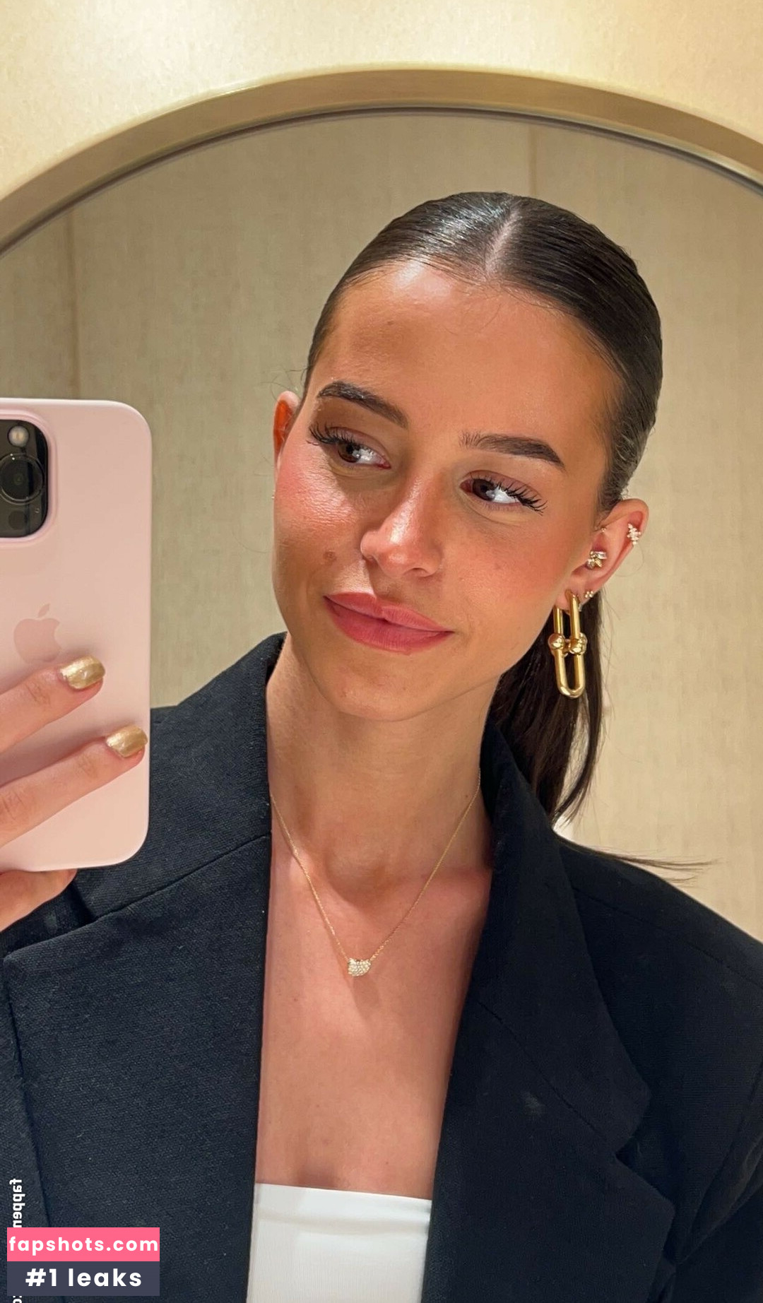 Lea Elui Nude Leaks OnlyFans Photos #242 - LeakJerk