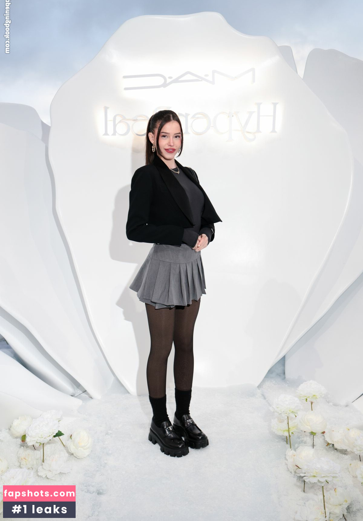 Lea Elui gallery photo #348