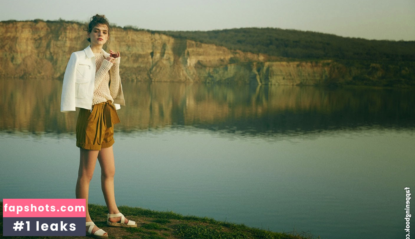 Lea Haesaert gallery photo #8