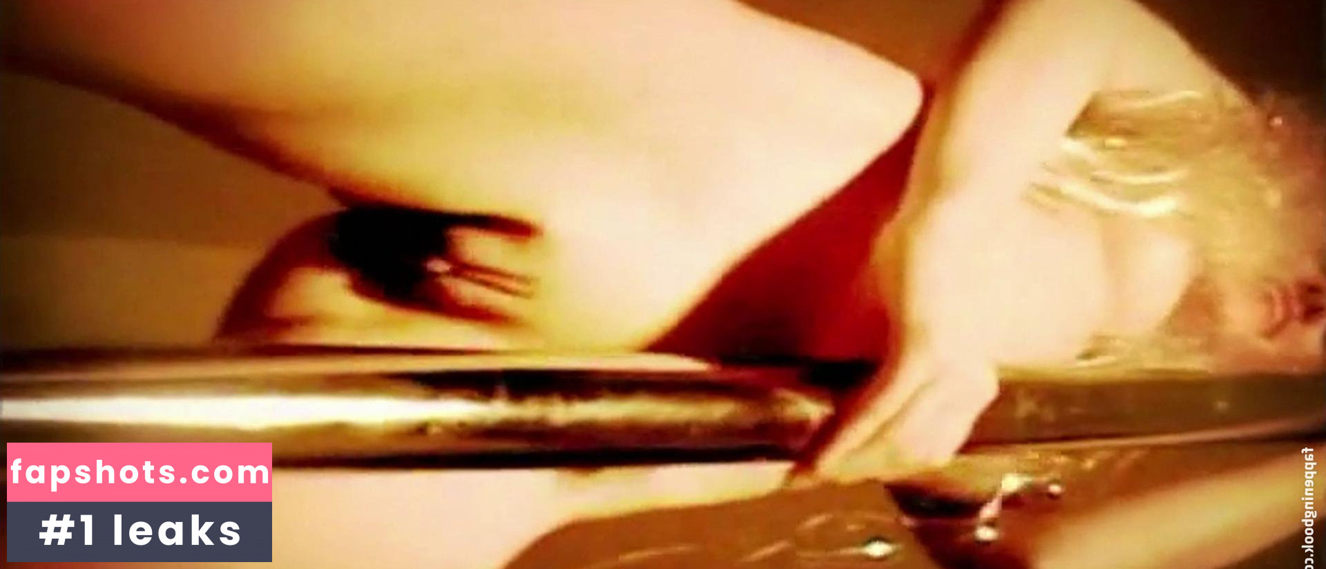 Lea Lawrynowicz gallery photo #15