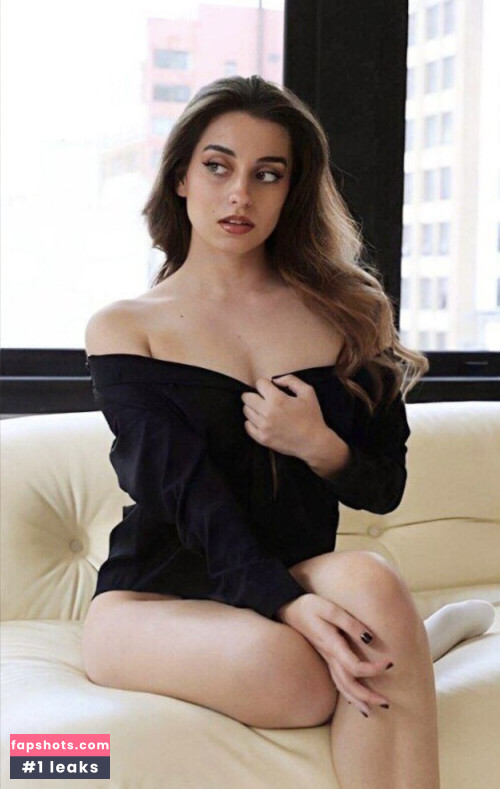 Lea Martinez gallery photo #1034