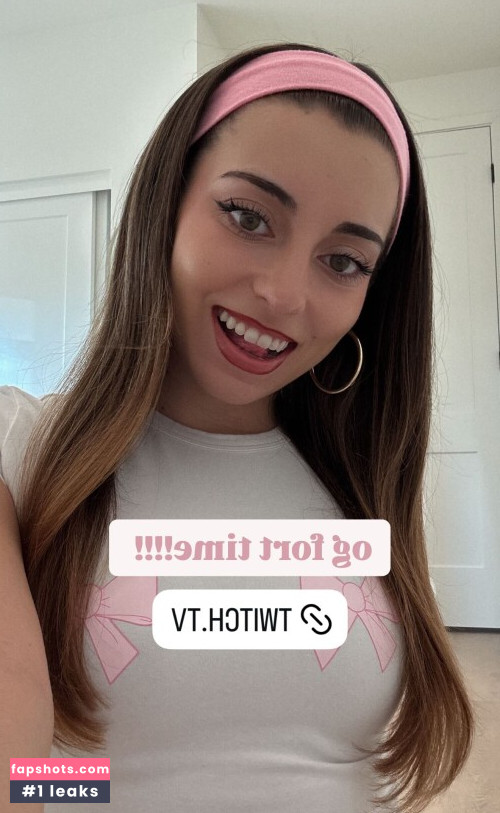 Lea Martinez gallery photo #426