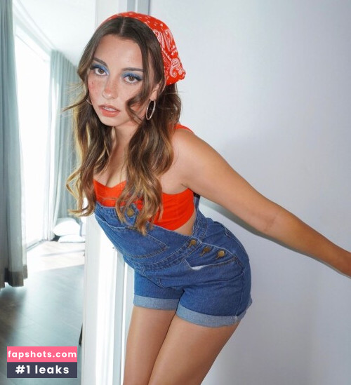 Lea Martinez gallery photo #556