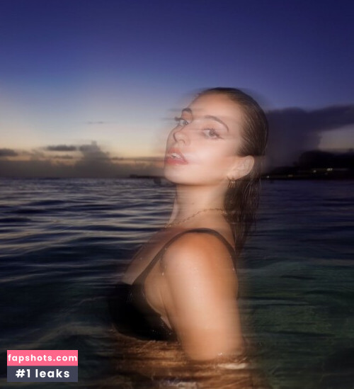 Lea Martinez gallery photo #563