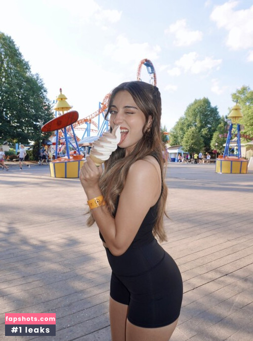 Lea Martinez gallery photo #806