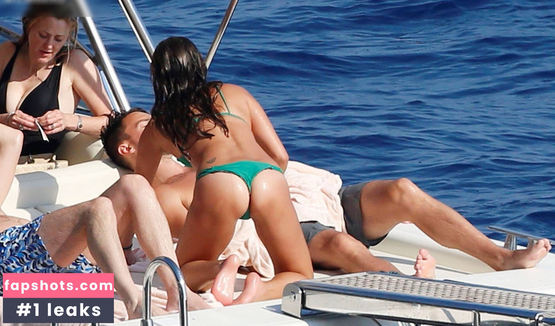 Lea Michele Nude Leaks OnlyFans Photos #12 - LeakJerk