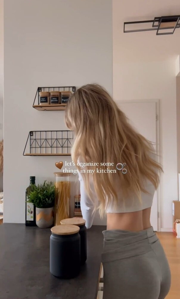 lea-peach gallery photo #632