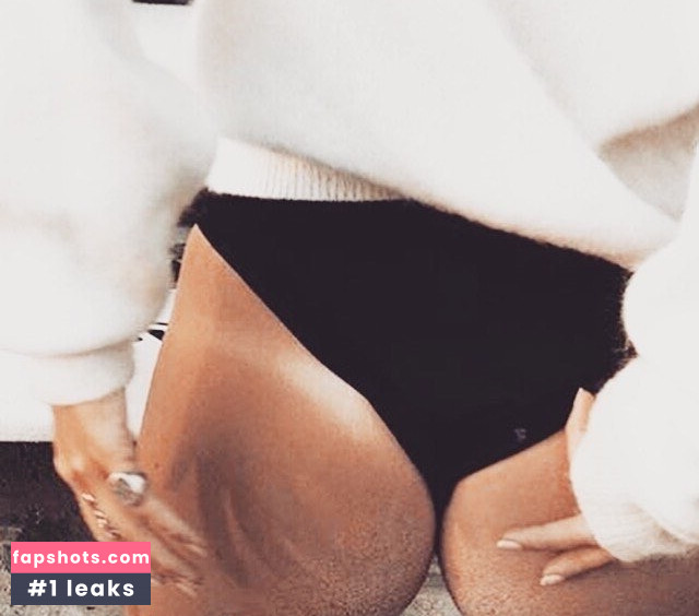 Lea Rosenboom gallery photo #13