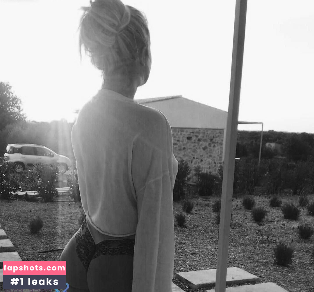 Lea Rosenboom gallery photo #3