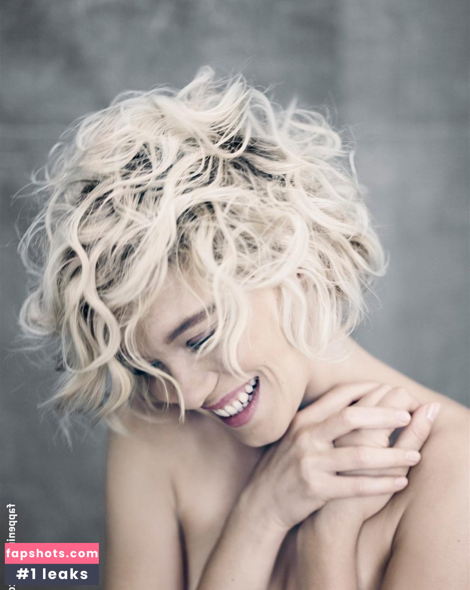 Léa Seydoux Nude Leaks OnlyFans Photos #197 - Fapshots