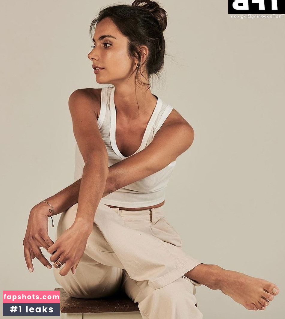 Lea Wagner gallery photo #5