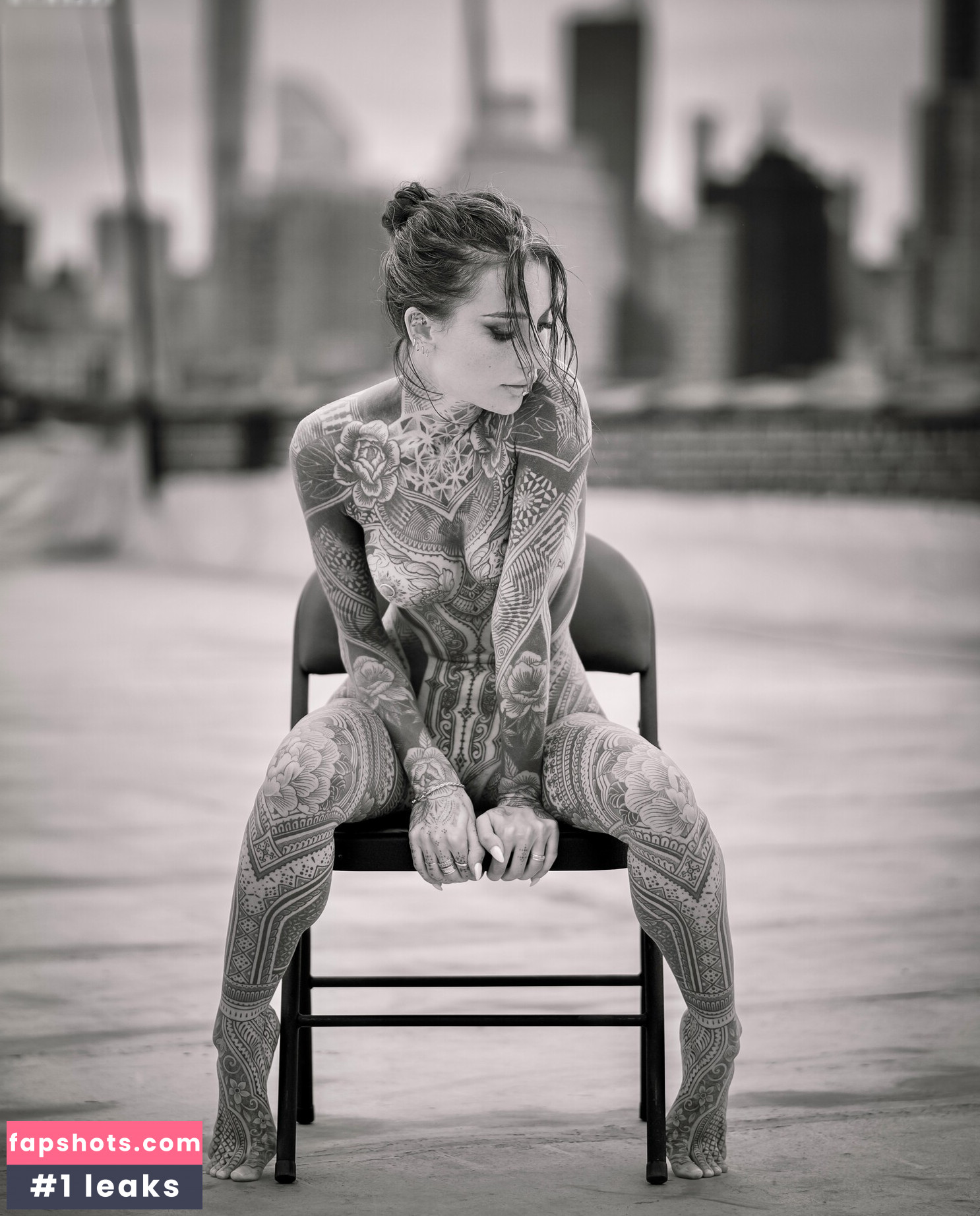 Léah Blum gallery photo #26