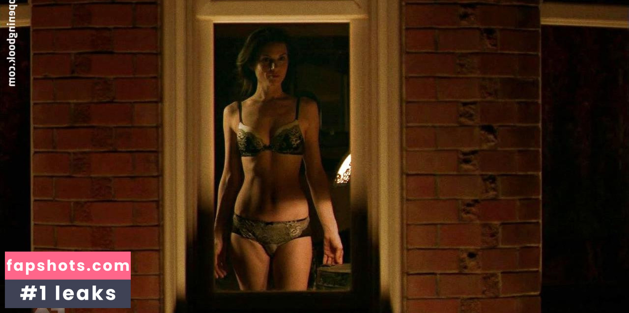 Leah Cairns gallery photo #6