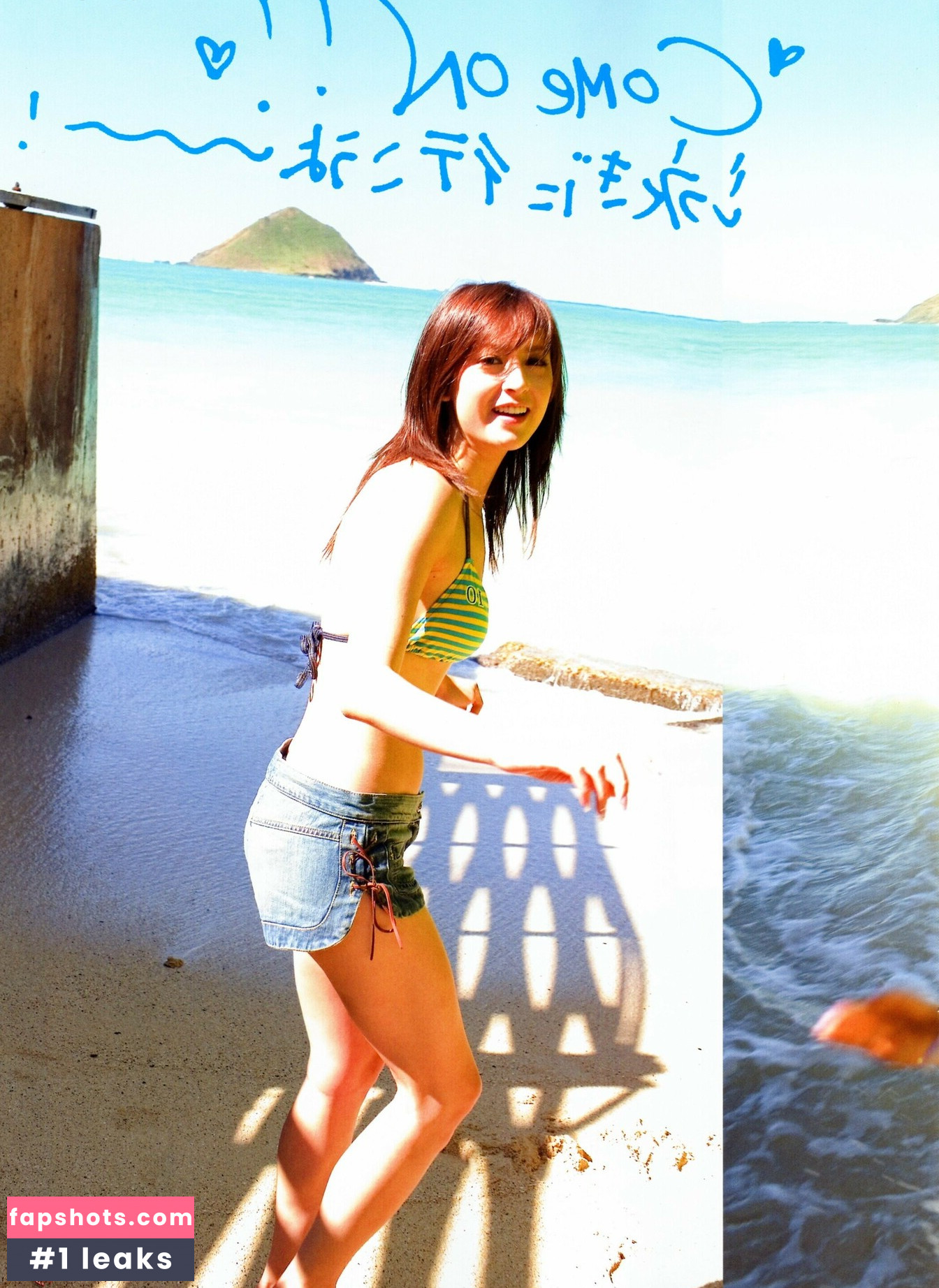 Leah Dizon gallery photo #8