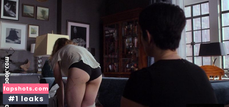 Leah Gibson gallery photo #3