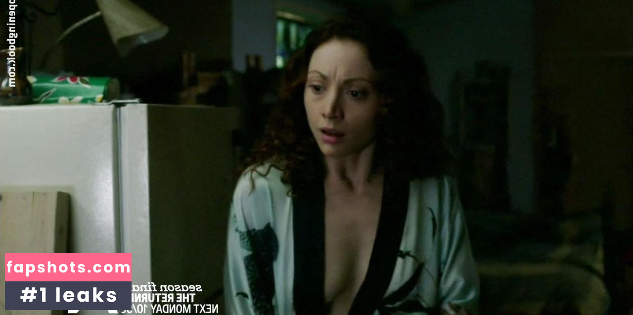 Leah Gibson gallery photo #48