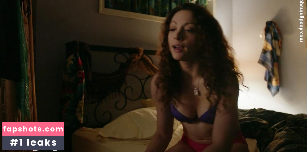 Leah Gibson gallery photo #50