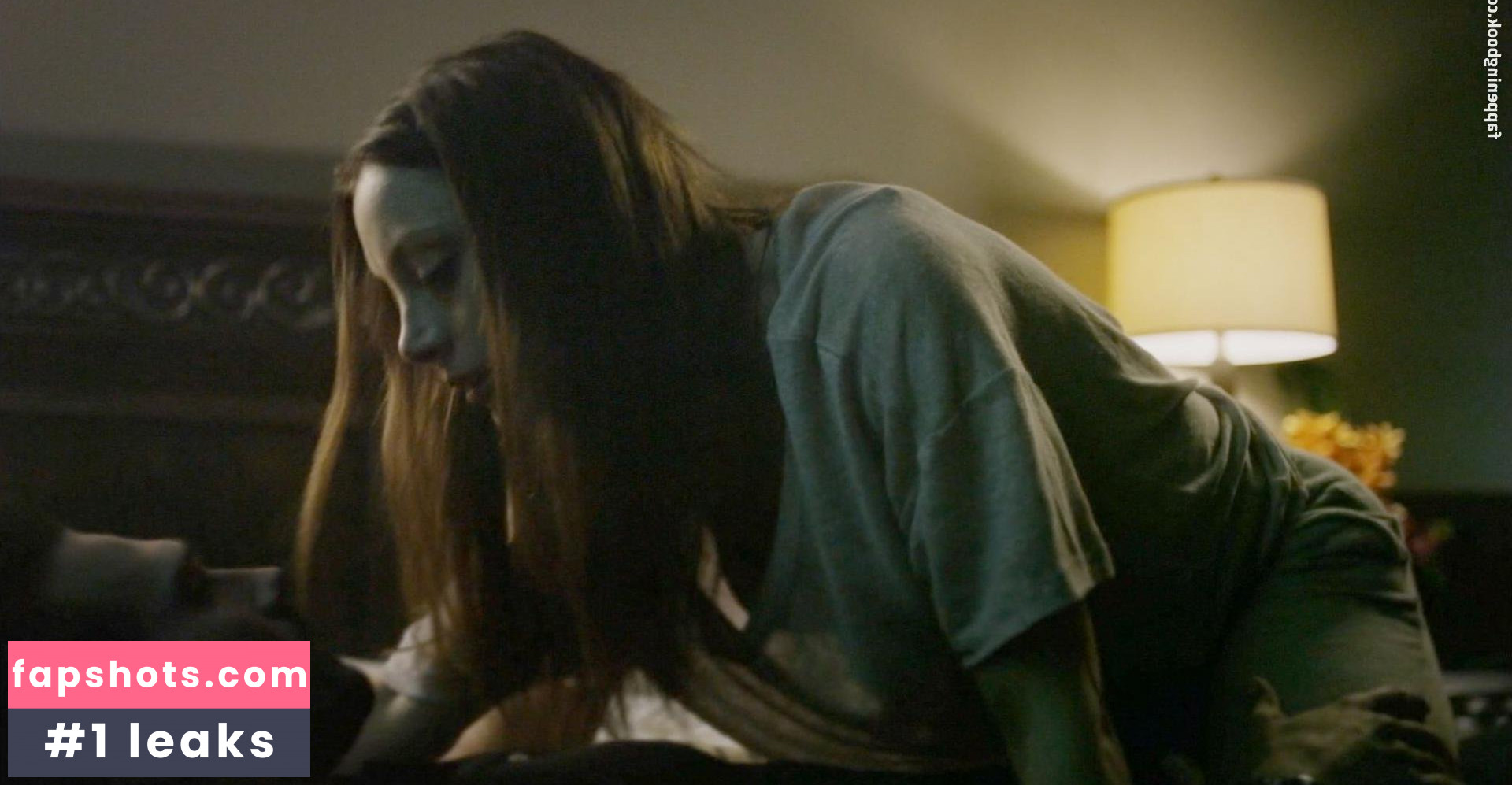 Leah Gibson gallery photo #57